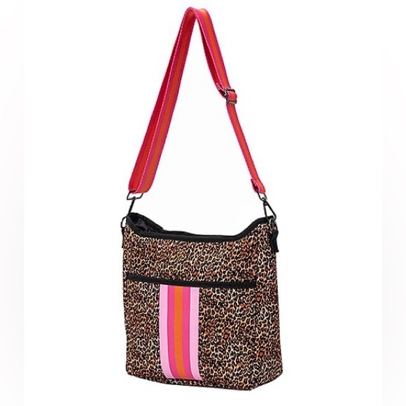 Leopard and hot pink striped accent Neoprene crossbody messenger bag - Picture 1 of 12